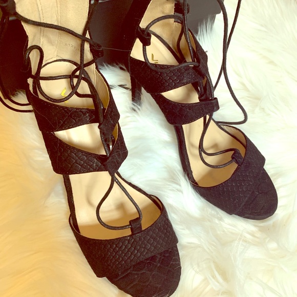 Sexy Lace Up Heels Vices - European Designer! - Picture 6 of 15